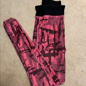 Patterned Under armour leggings